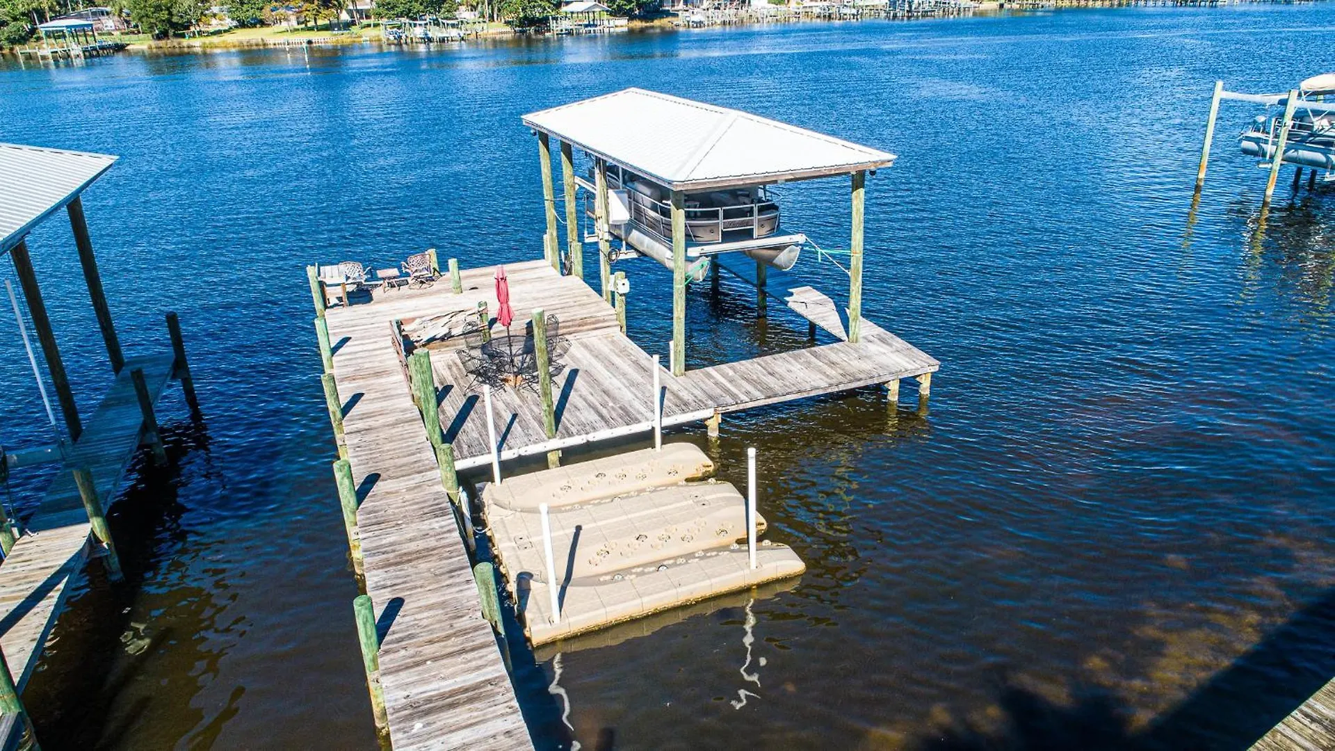 Dancin On The Waves On Lagoon Boat Dock, Pool, Firepit Panama City Beach